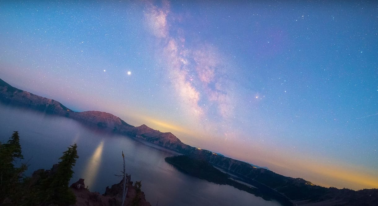 Kifordul a sarkából a világ: nézze, mennyire gyönyörű timelapse videó készült a Föld forgásáról