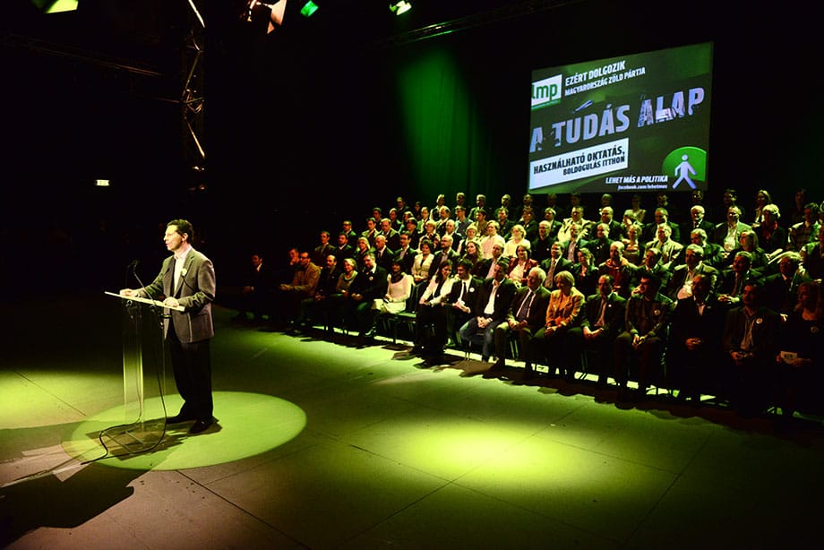 Vitorlással a romboló ellen - LMP kampánynyitó csoportterápia