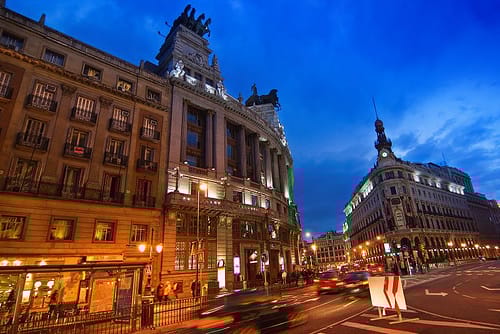 Mi kell a nőnek Madridban?