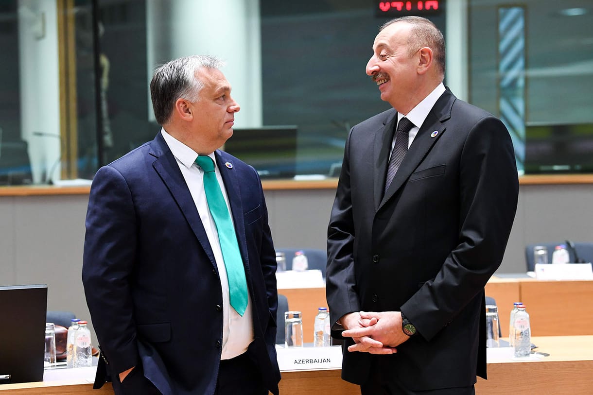 A volt amerikai alelnök is beszólt az autoriter Orbánnak