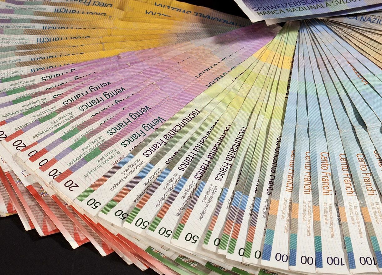 EB-eljárás: gyengülni kezdett a forint