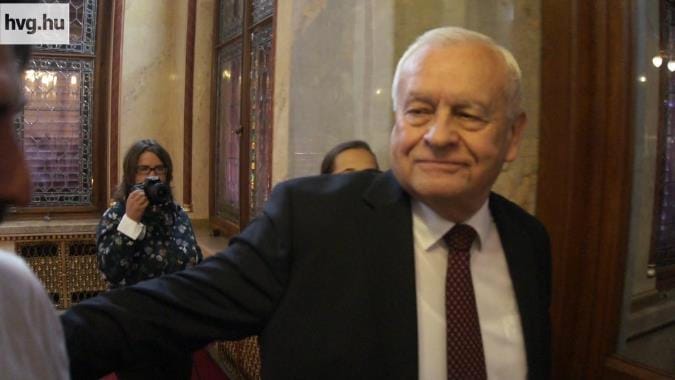 A Fidesz (és a KDNP) egyetlen kihívója a Fidesz (és a KDNP) – videó