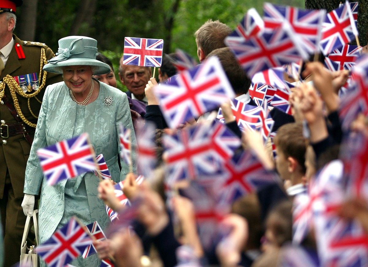 Megünnepelték a brit uralkodó 