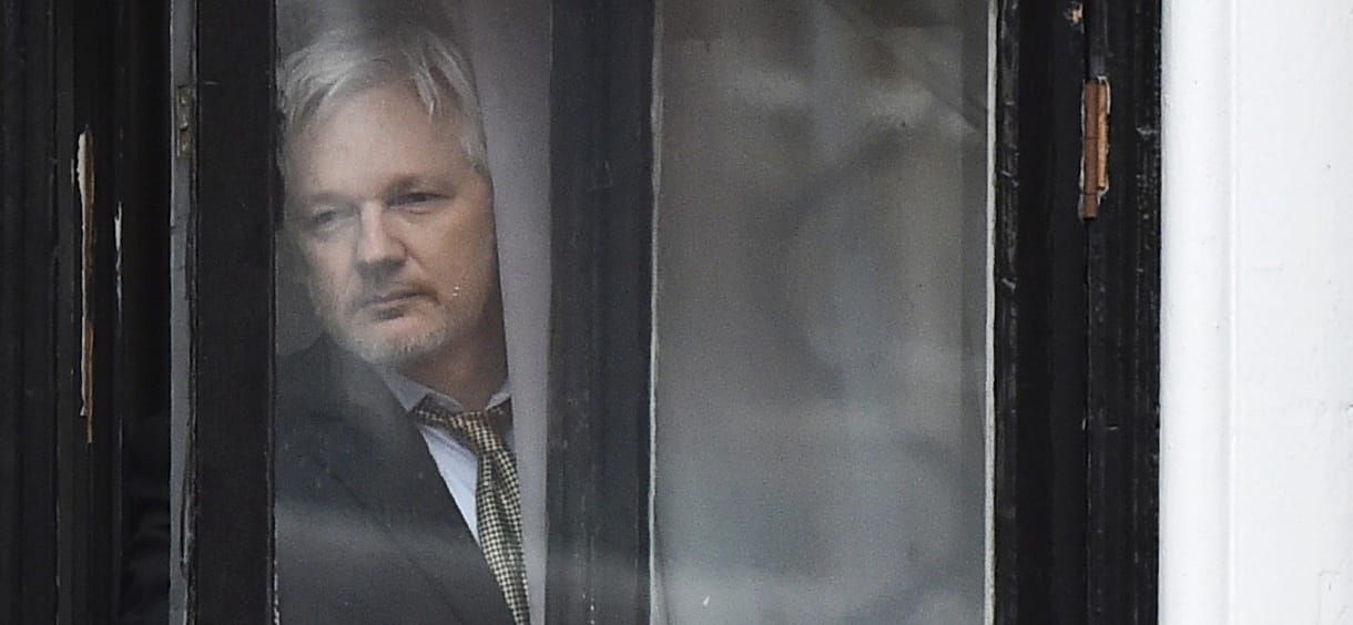 Befogadná a WikiLeaks alapítóját Mexikó