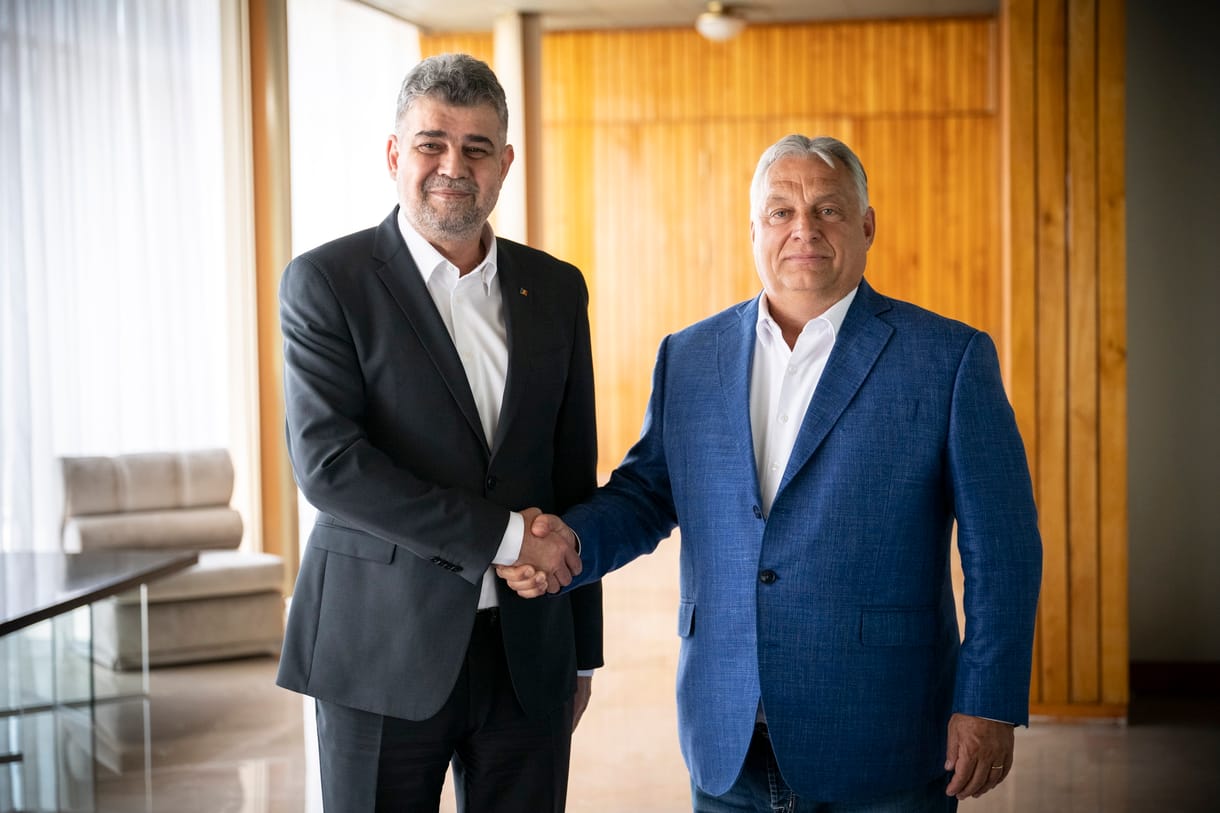 Parászka Boróka: Jólnevelt Orbán magánebédelt Bukarestben Tusványos előtt