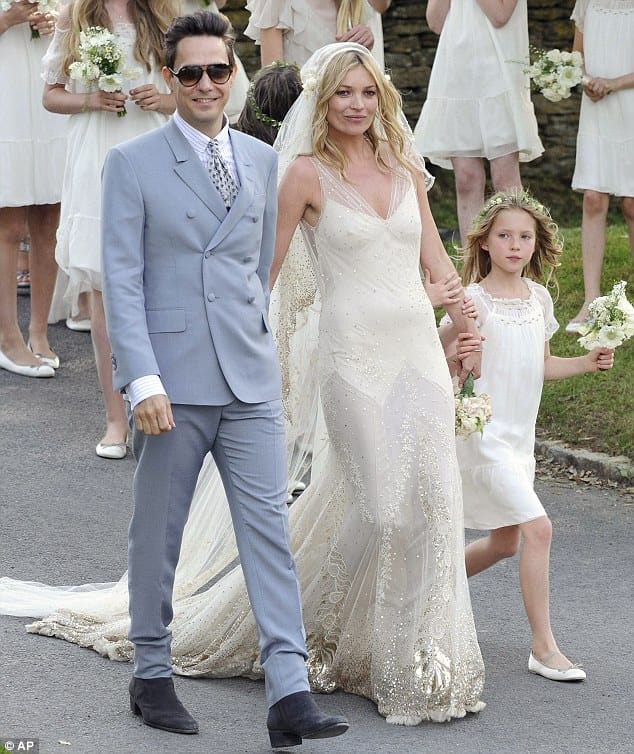 Kate Moss monokinizik