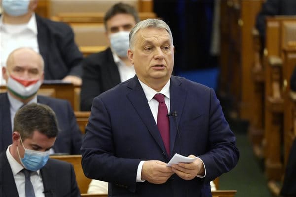 Orbán: Aki nehéz helyzetben van, segítséget kap a tb-tartozás rendezéséhez