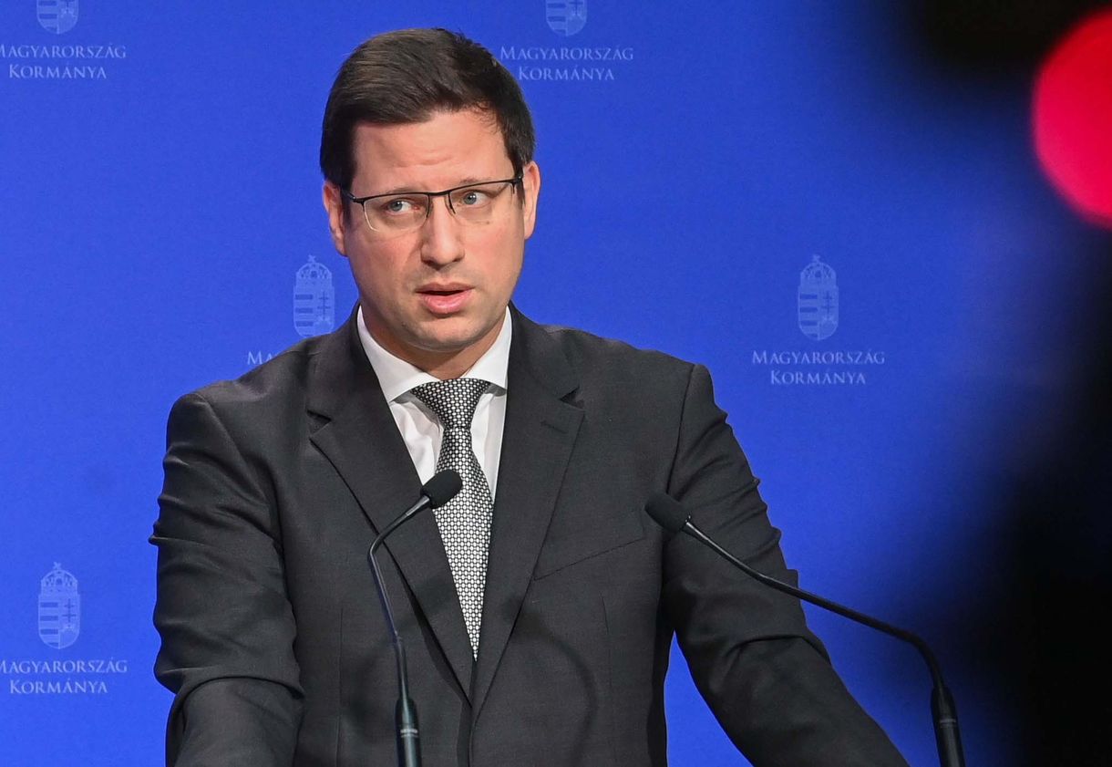 Gulyás: Senki ne mondja, hogy normális, ha egy 40 év feletti ember egy 15 éves gyerekkel szexel