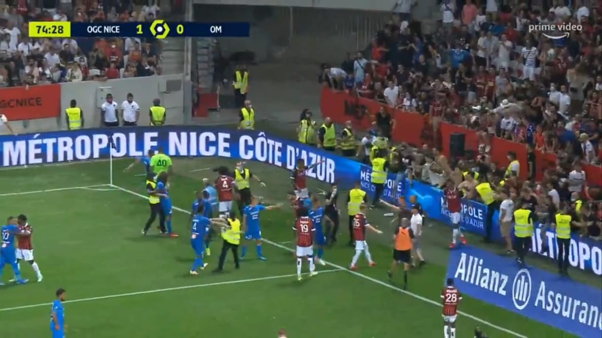 Tömegverekedés volt a Nice-Marseille mérkőzésen