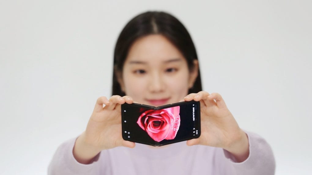 Eddig sosem látott telefont talált ki a Samsung