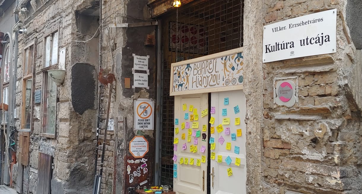 Pozitív nosztalgiakampány indult a bulinegyedben