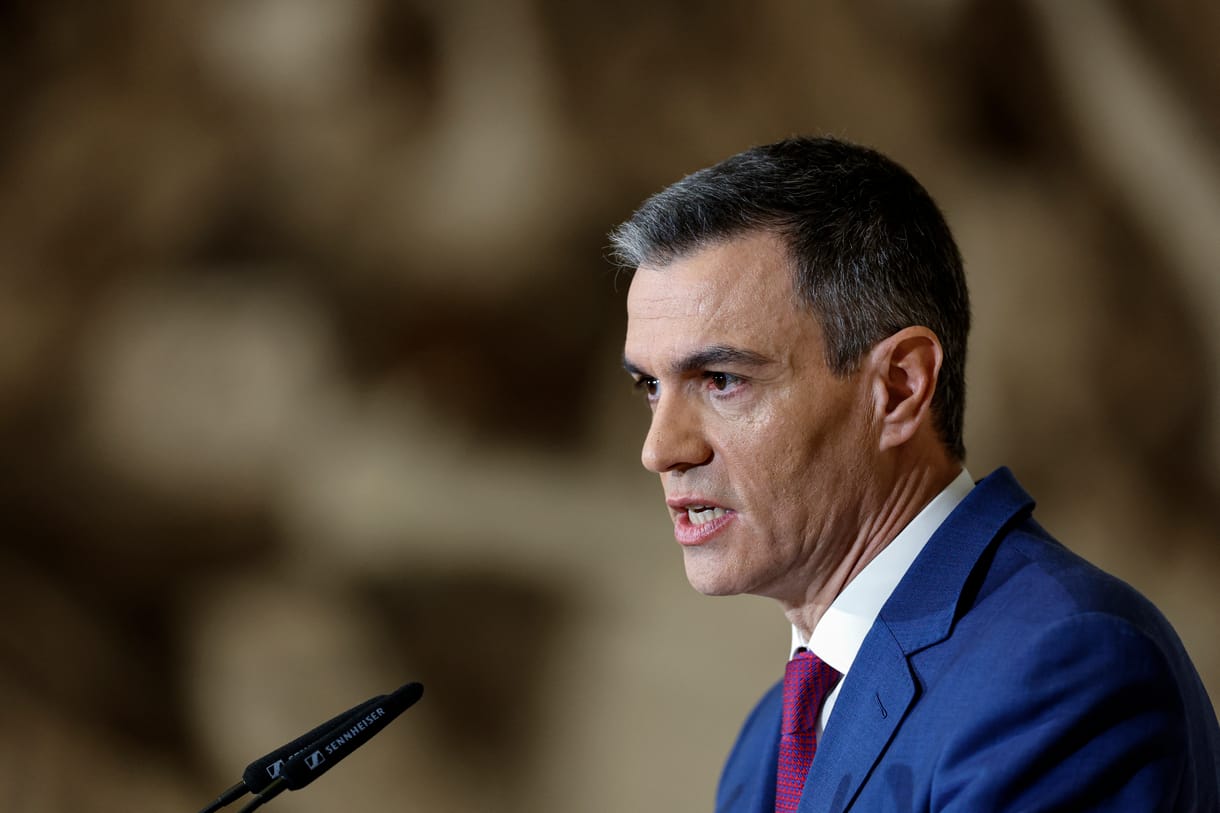 Amikor a vádló sem biztos abban, hogy igazat állít – miért lengette be lemondását a spanyol kormányfő?