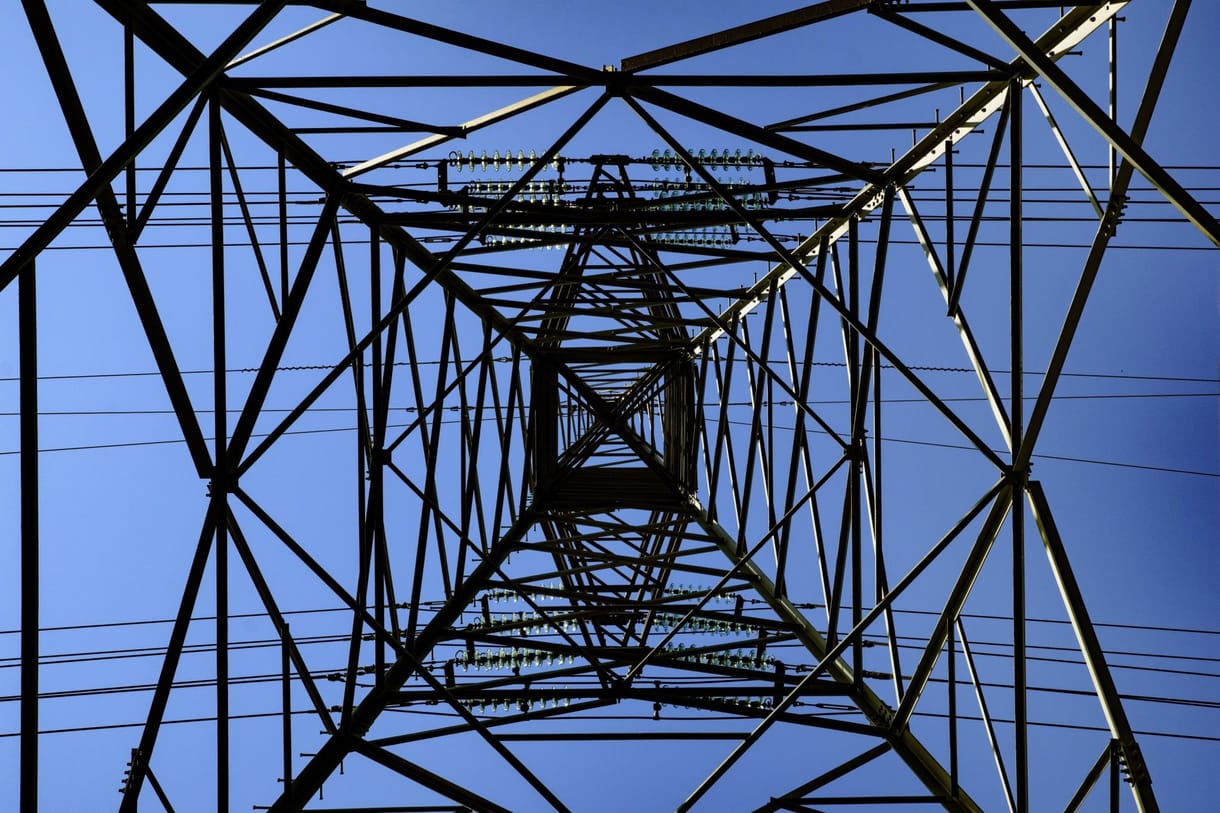 Teljes a káosz az energiabeszerzéseknél, a kereskedők sokszor árajánlatot sem mernek adni a cégeknek