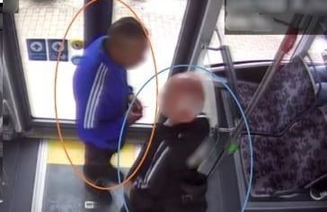 Egy sótartót veszélyes fegyverként használva rabolt egy férfi Debrecenben