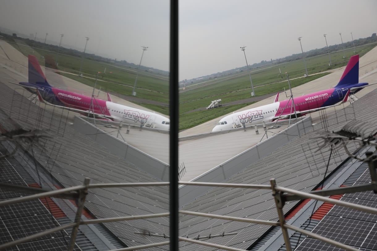 Üzent a Wizz Air a havazás miatt Londonban rekedt utasoknak