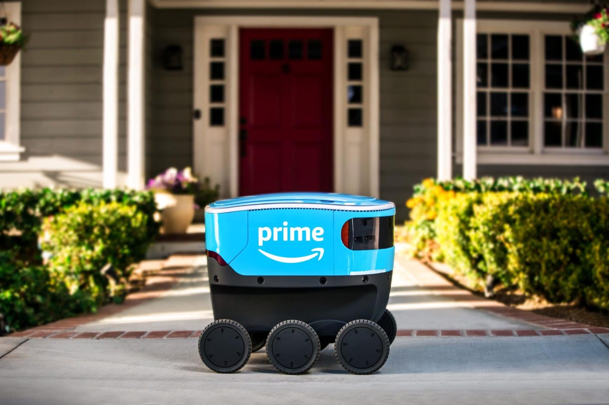 Az Amazon 100 ezer ember felvételével készül az újabb lezárásokra és a karácsonyra