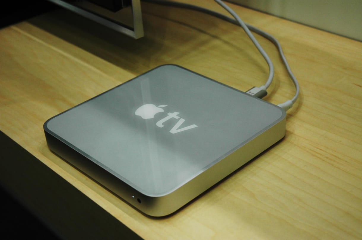 Apple TV, iPhone 4S: szórja az Apple a frissítéseket