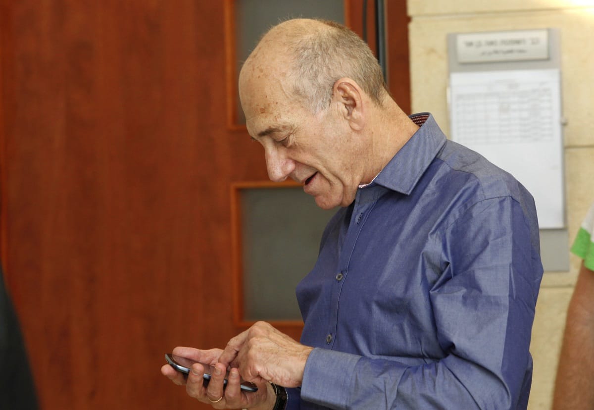 Mégis bűnös Olmert korrupció miatt