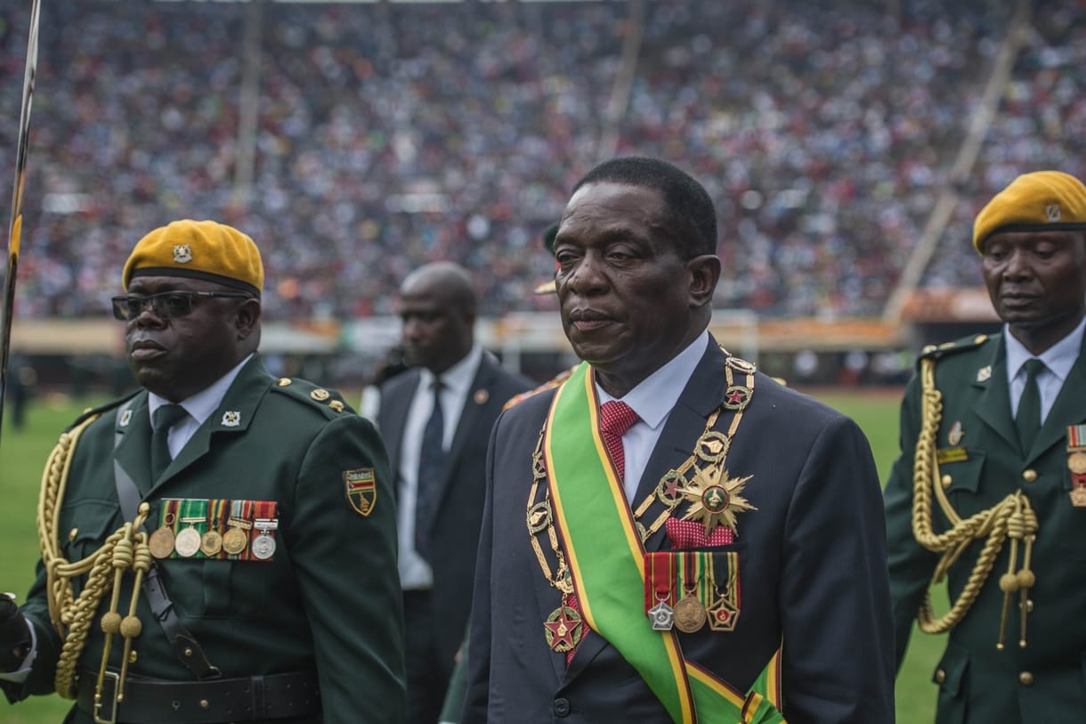 Bemenetelt a hararei stadionba Zimbabwe új elnöke – videó