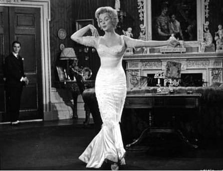Mit csinált Marilyn Monroe egy 23 éves fiúval, titokban? 