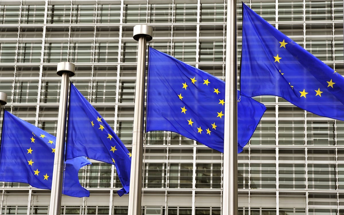 Megvédené az EU a külföldi felvásárlástól a járvány miatt bajba került cégeket