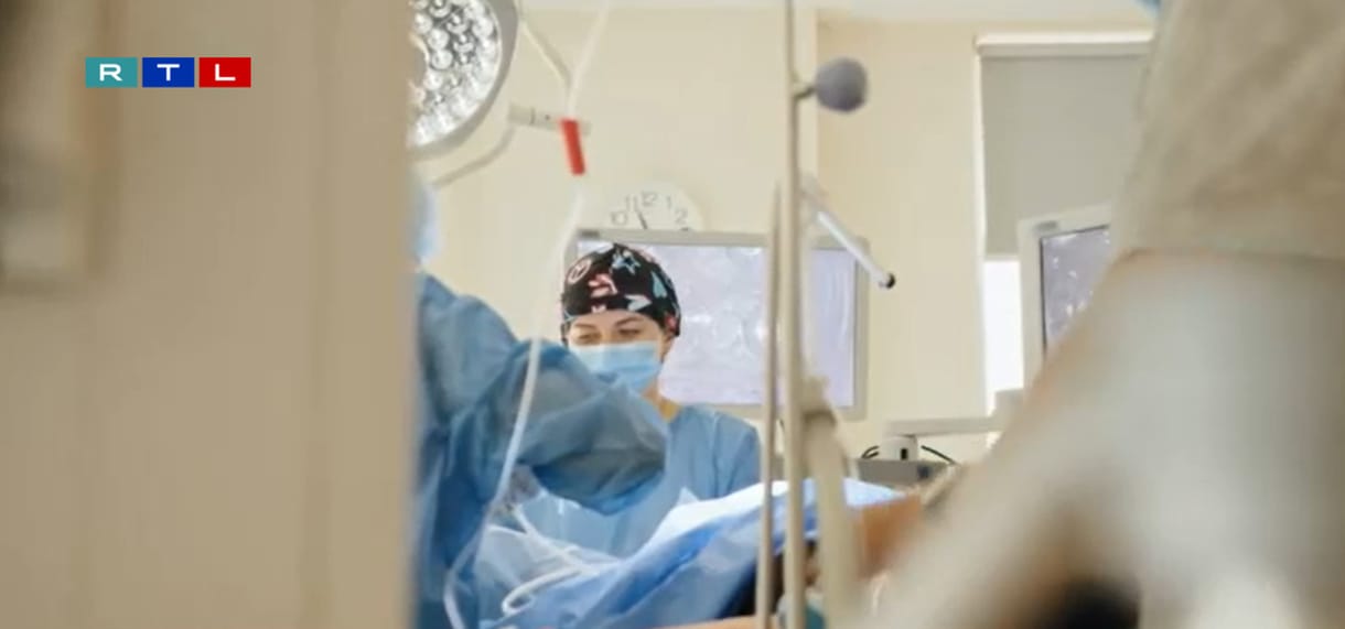 Tévedésből távolították el egy beteg gyomrát Szlovéniában, aki összeomlott e hír hallatán