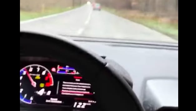 Vajna Tímea harca az angol nyelv disznófejű nagyurával