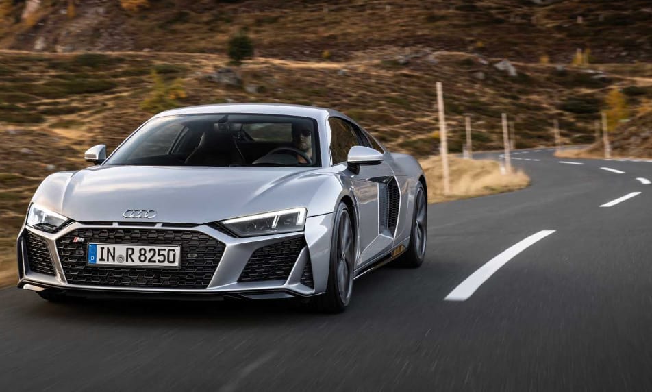 Sikerrecept: csak hátul hajt, könnyebb és olcsóbb az új Audi R8