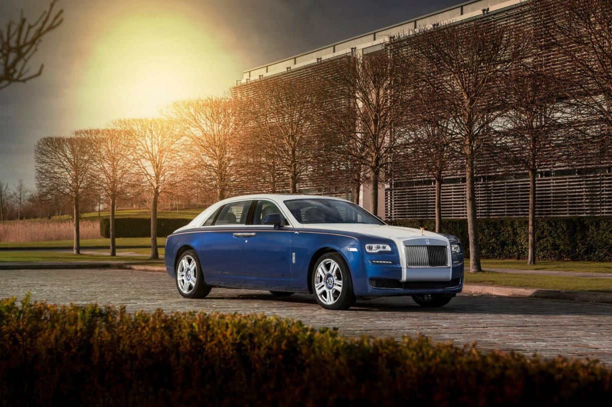 Ilyen visszahívást is csak a Rolls-Royce tud: 1 db autót kell visszavinni