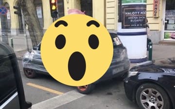 A nap fotója: rendesen megviccelték ezt a budapesti autóst