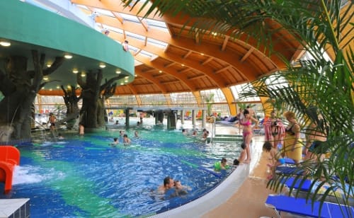 Átadták az Aqua-Palace élményfürdőt