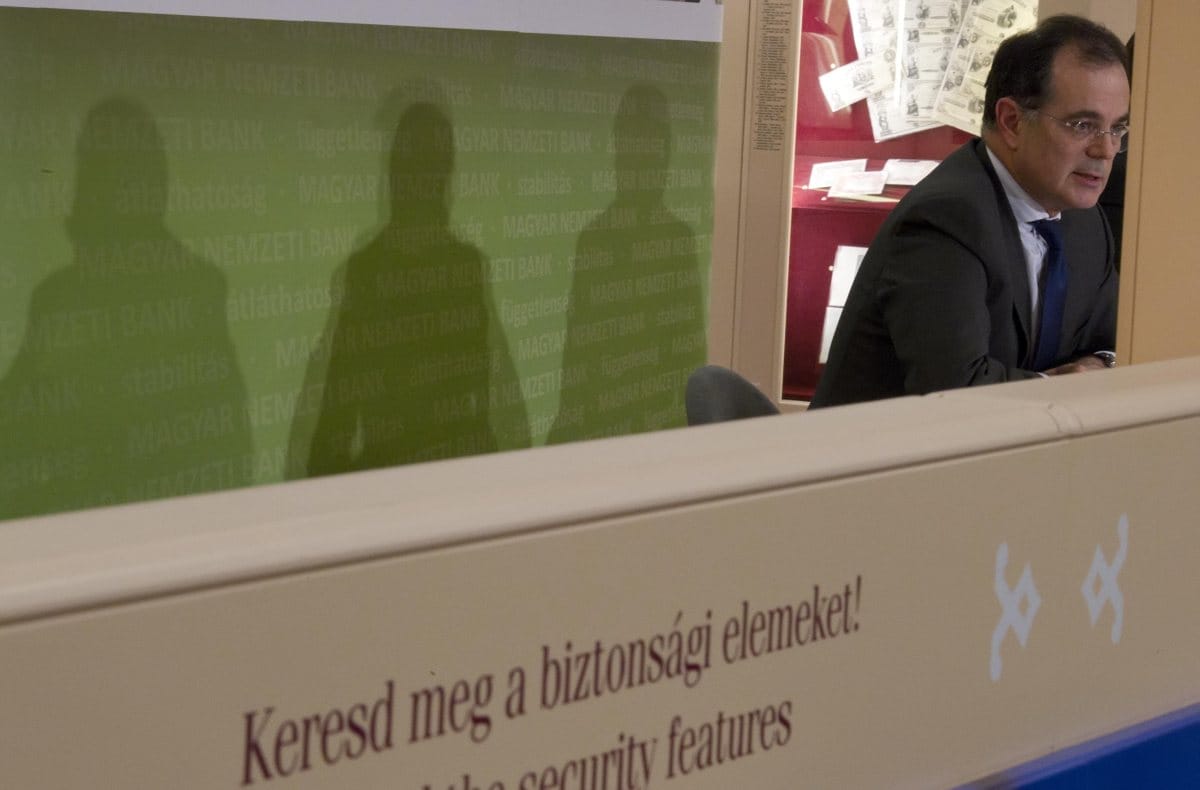 Gazdasági hátrányt okoz a kilakoltatási moratórium  - véli a Monetáris Tanács