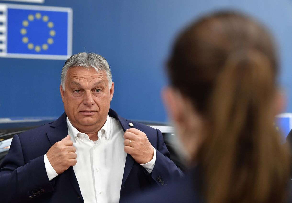Mindenki rosszul jár az EU-ban azzal, amit Orbánék csinálnak – de a térkövek maradnak