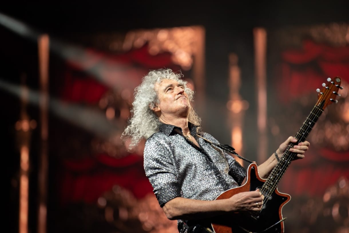 Brian Mayből lovag lett