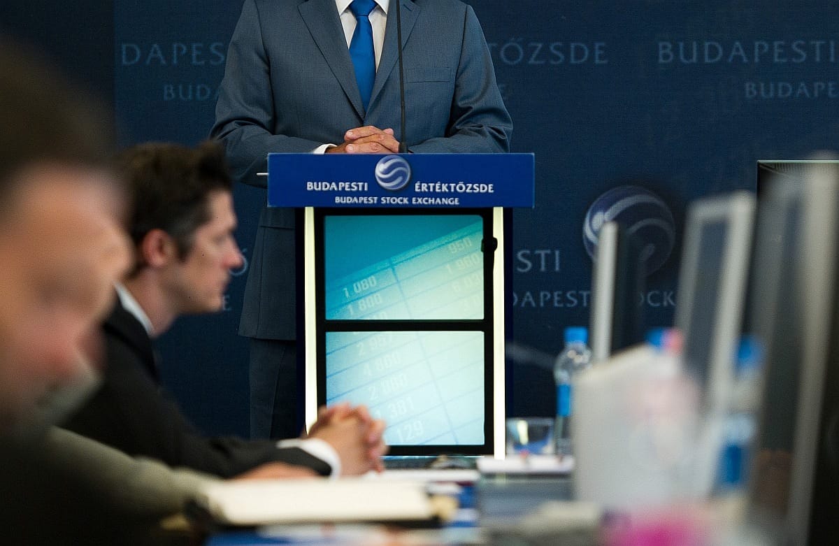 Decembertől indul a BÉT-en az Optisoft
