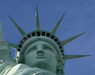 Egy amerikai Párizsban - Mademoiselle Liberté