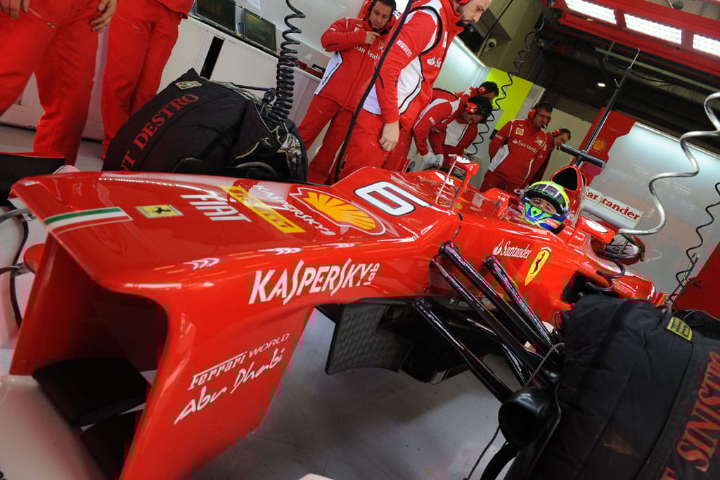 Forma-1: a Ferrari elismerte, gondok vannak az idei autóval is
