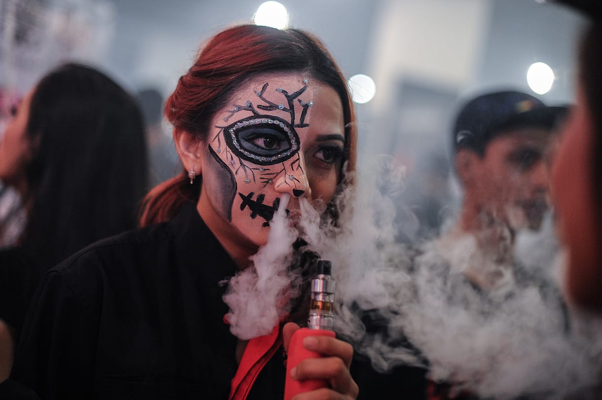 Rájöhettek, miért lett sok e-cigarettázó tüdőbeteg