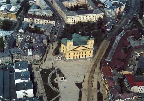 Kézigránátot talált egy járókelő délután Debrecenben