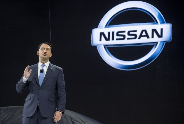 Újfajta embléma lesz a Nissanokon
