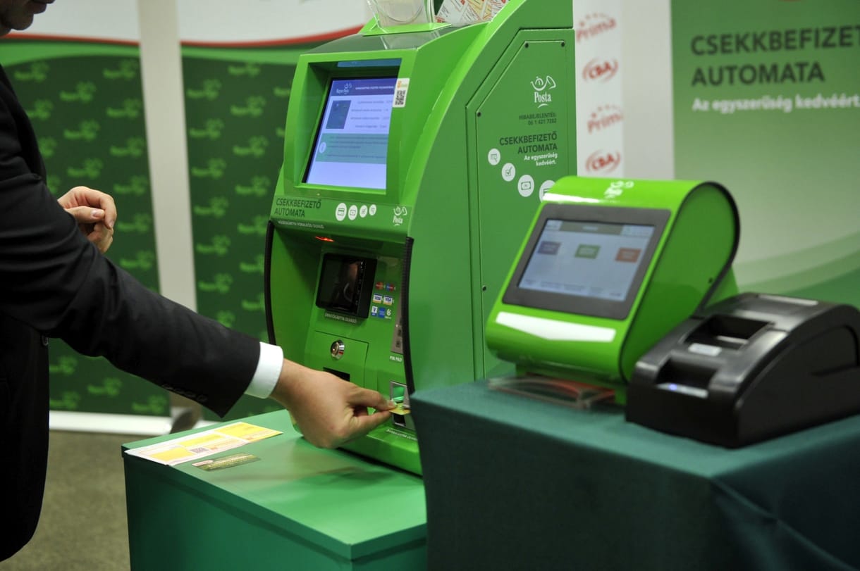 Ceglédi: Jön! „Csendes Ügyintézés” kártya a postán