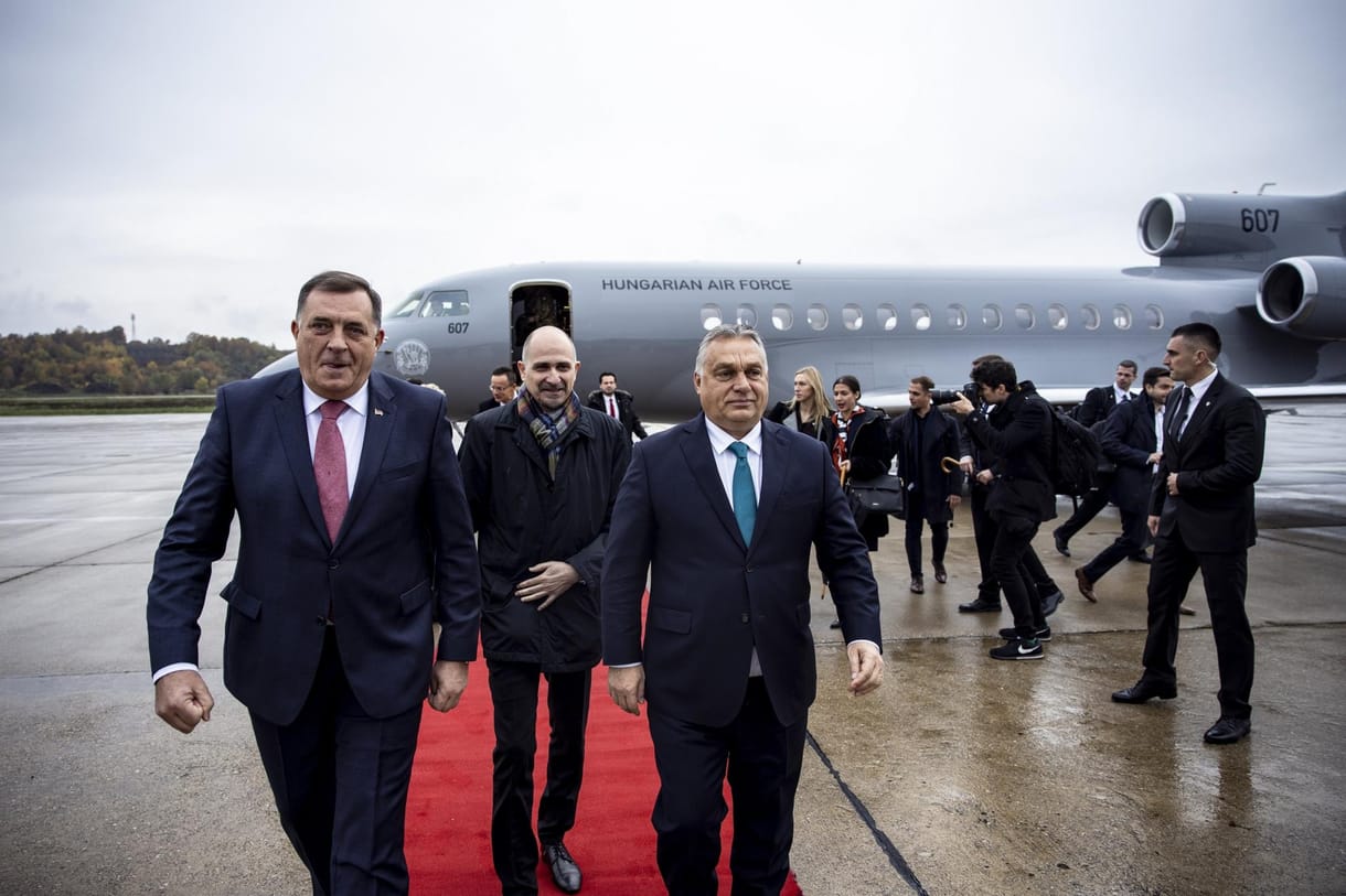 Egy másik magyar gép is leszállt Banja Lukában szombaton, nem csak Orbáné