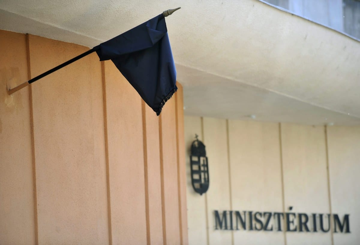 Eltemették az Afganisztánban elhunyt katonanőt