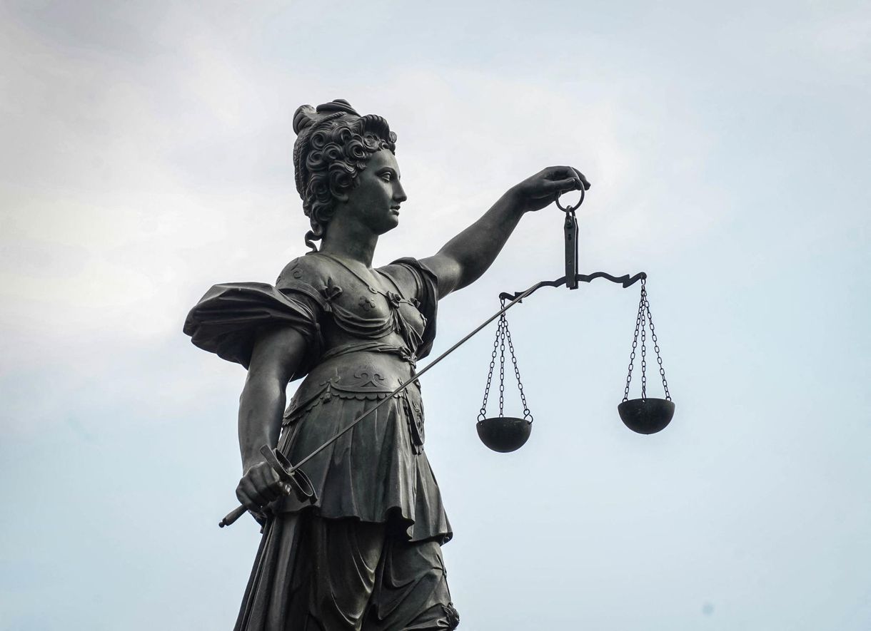 A magyar igazságszolgáltatás gyorsabb lett, de így is egyre többen elégedetlenek vele