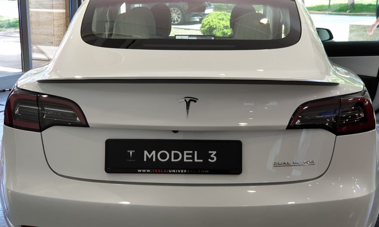 Erre várt régóta a Tesla