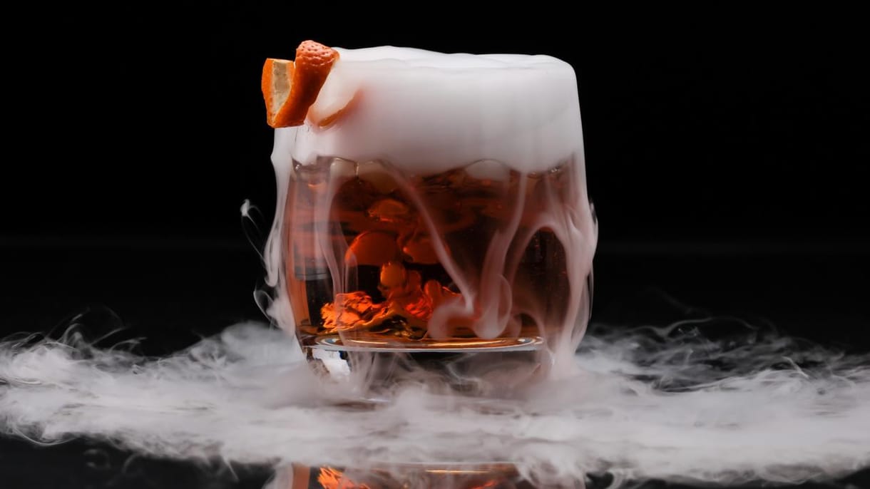 A katonaorvos whiskyjének is köszönhetjük, hogy van szárazjég az oltás szállításához