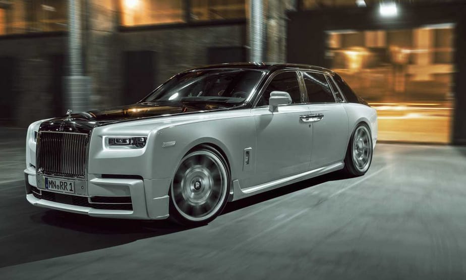 Mint egy falat kenyér: tuningot kapott a hatalmas Rolls-Royce Phantom