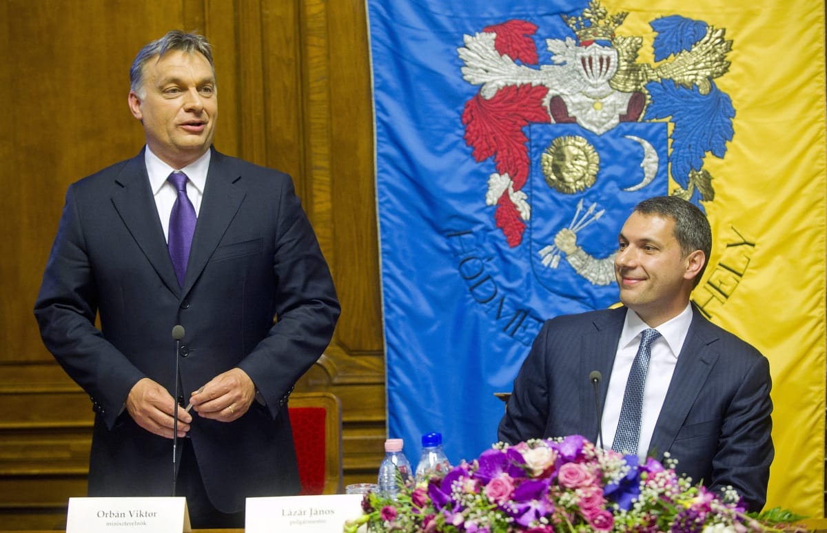 A kormány engedményt tett Lázár volt városának