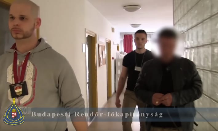Elkapták az autókat feltörő házaspárt – videó