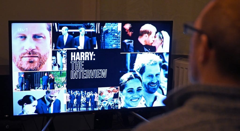 Ebből aligha lesz békülés: Harry herceg mindenkit célba vesz a családjában